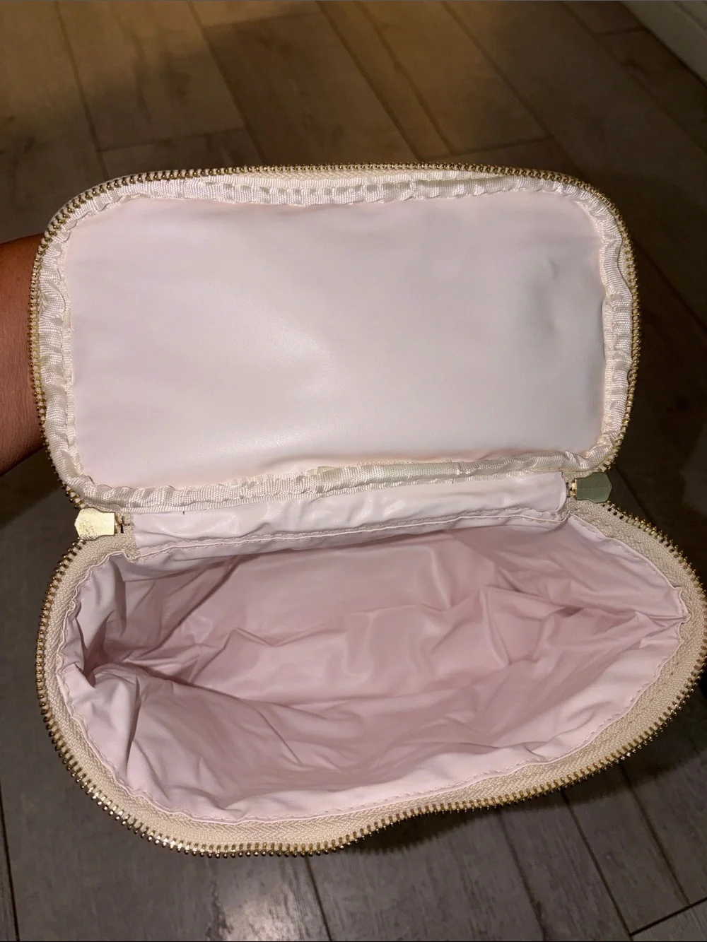 Kate spade deco dot lunch pail black and white pink inside super nice